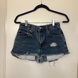 Vintage Levi’s denim shorts